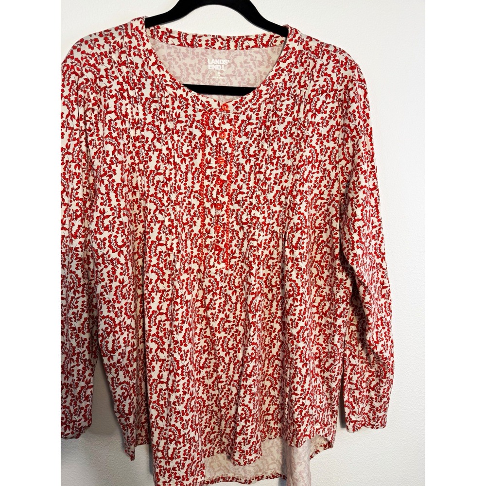 Lands' End Womens XL Red/White Floral Knit Top Long Sleeve Round Neck Button